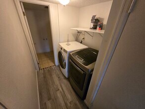 1949 S Mobile St in Aurora, CO - Building Photo - Building Photo