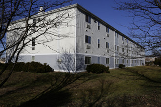 William Watters House in Sterling, VA - Foto de edificio - Building Photo