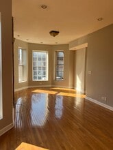 2724 W Lexington St, Unit 1 in Chicago, IL - Building Photo - Building Photo