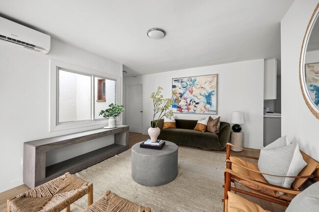 1510 W 52nd St in Los Angeles, CA - Foto de edificio - Building Photo