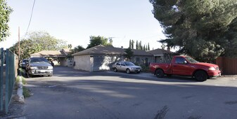6634 Vineland Ave in North Hollywood, CA - Building Photo