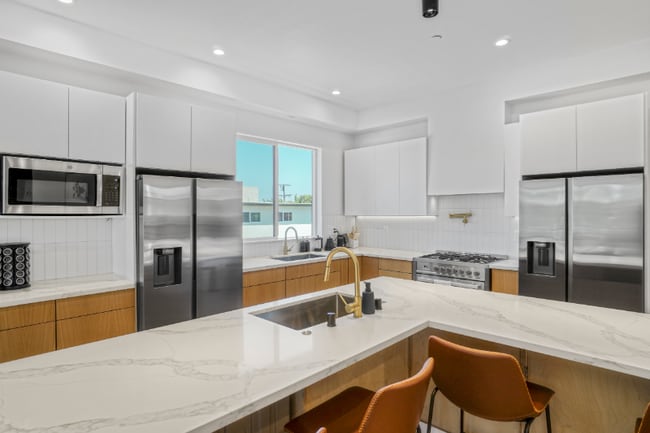 4800-4802 S Slauson Ave in Culver City, CA - Foto de edificio - Building Photo