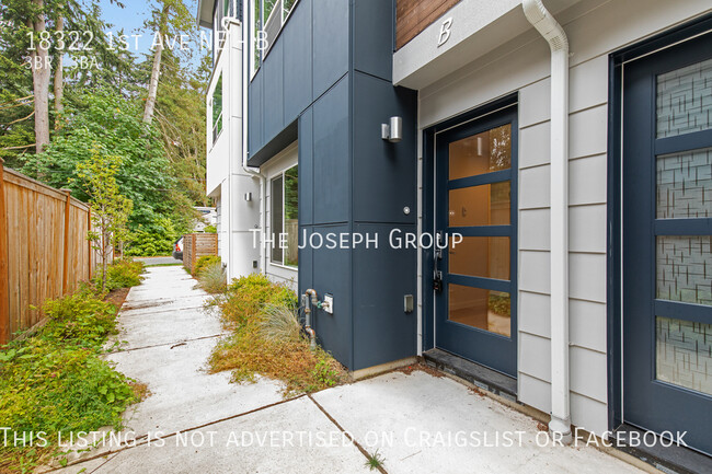 18322 1st Ave NE in Shoreline, WA - Building Photo - Building Photo