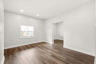 1722 Crosby Ave in Pittsburgh, PA - Building Photo - Building Photo