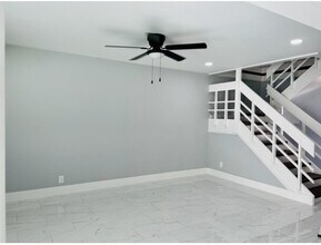 314 Sunshine Dr in Coconut Creek, FL - Building Photo - Building Photo