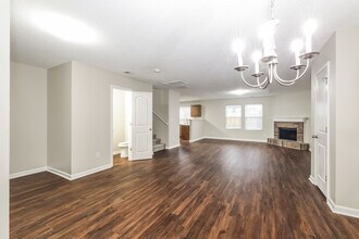 4597 Hughes Meadow Dr in Memphis, TN - Building Photo - Building Photo