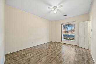 15727 Schumann Ln in Houston, TX - Building Photo - Building Photo