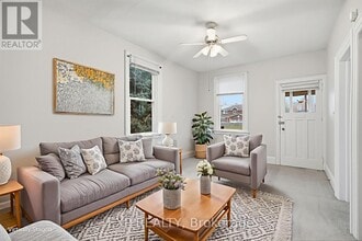 1105 Haig Blvd in Mississauga, ON - Building Photo - Building Photo