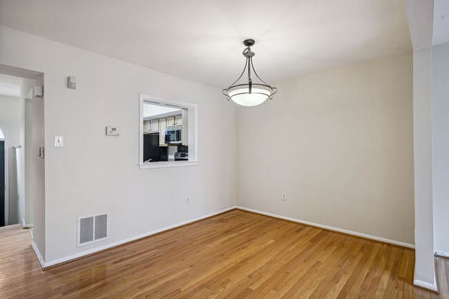 property at 5407 Grove Ridge Way