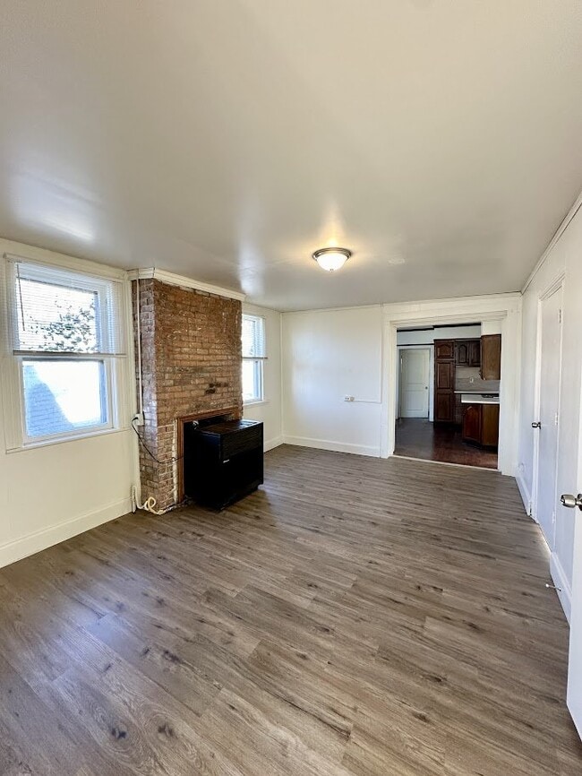 1038 6th Ave in Troy, NY - Building Photo - Building Photo