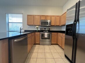 9165 SW 36th Mnr in Miramar, FL - Building Photo - Building Photo