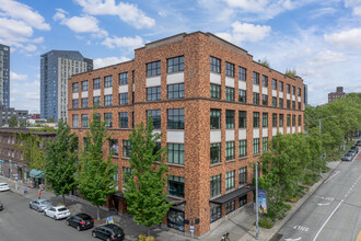 Russell Hall in Seattle, WA - Building Photo - Building Photo