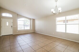 6925 E Laguna Azul Ave in Mesa, AZ - Building Photo - Building Photo