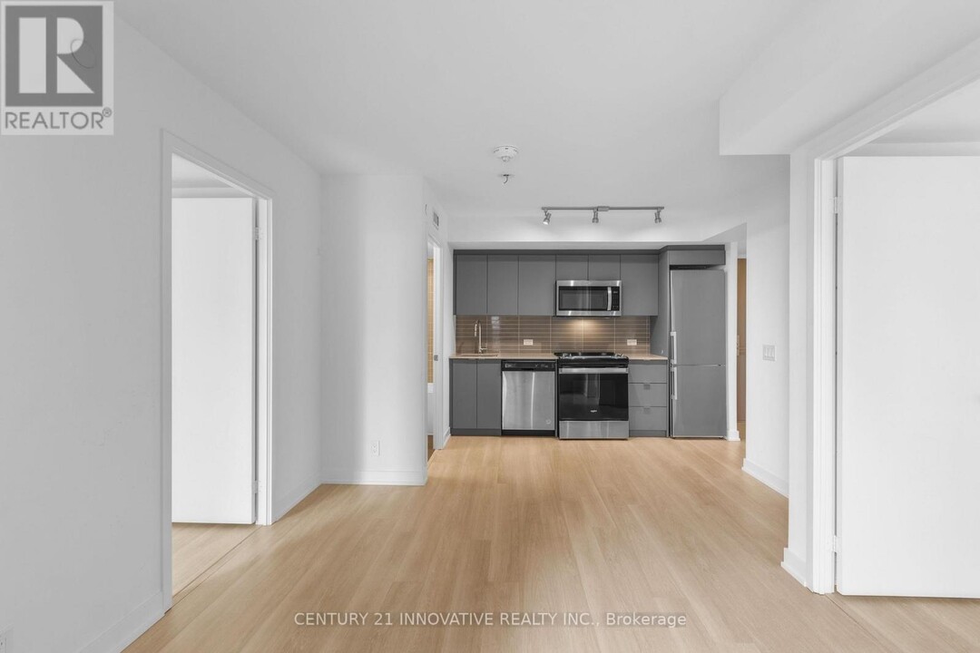 30-230 Tretti Wy in Toronto, ON - Building Photo