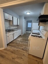 2213 E Adams St in Springfield, IL - Building Photo - Building Photo