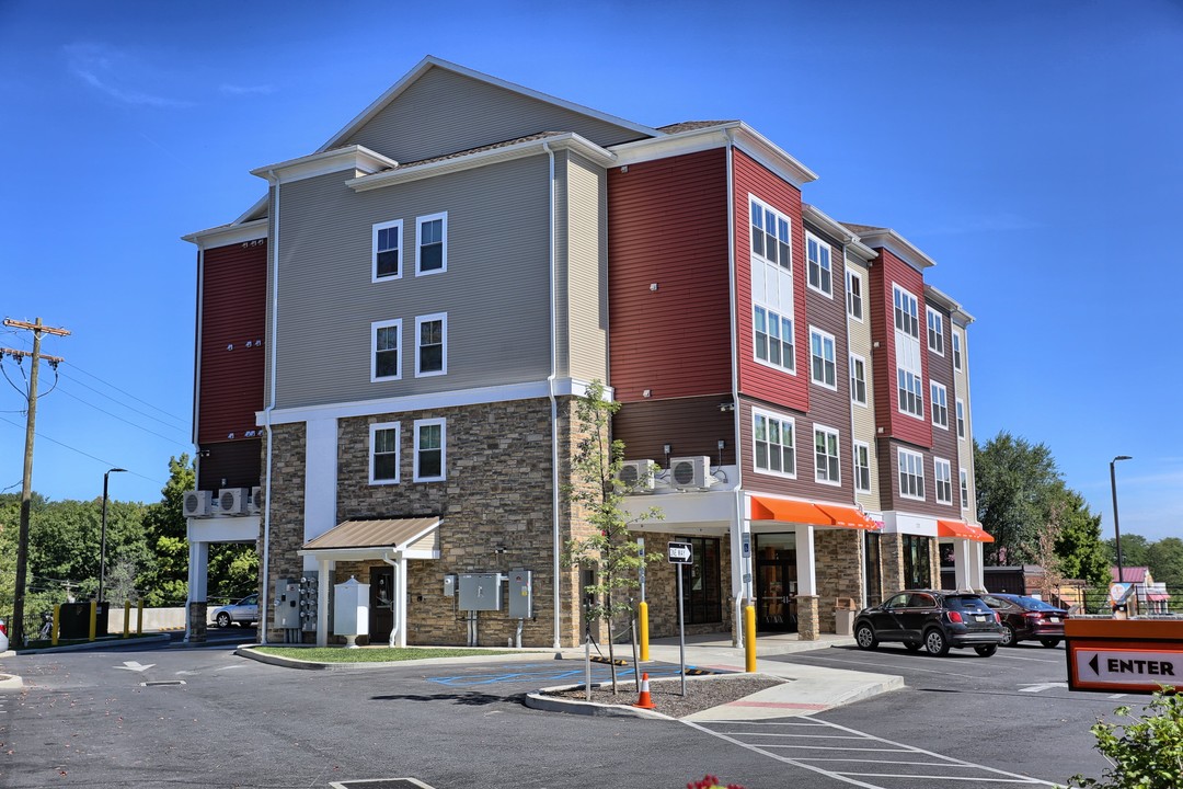 Atherton Place in State College, PA - Foto de edificio