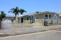 719 S La Verne Ave in Los Angeles, CA - Building Photo - Building Photo