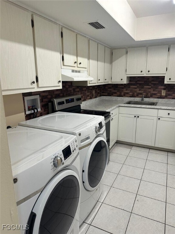 4824 Lucaya Dr in Cape Coral, FL - Building Photo - Building Photo