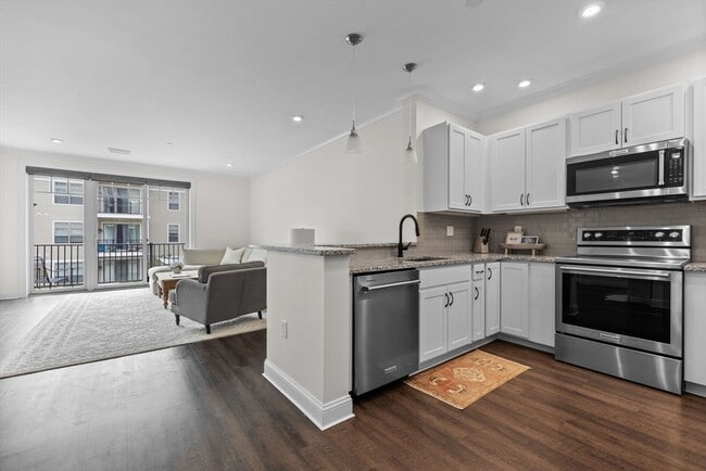 property at 69 Foundry St