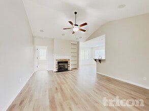 15 Fairfax Dr in Sanford, NC - Foto de edificio - Building Photo