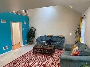 4150 Roth Farm Village Cir in Mechanicsburg, PA - Building Photo - Building Photo