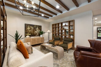 Album Summit Pines in Apex, NC - Foto de edificio - Building Photo