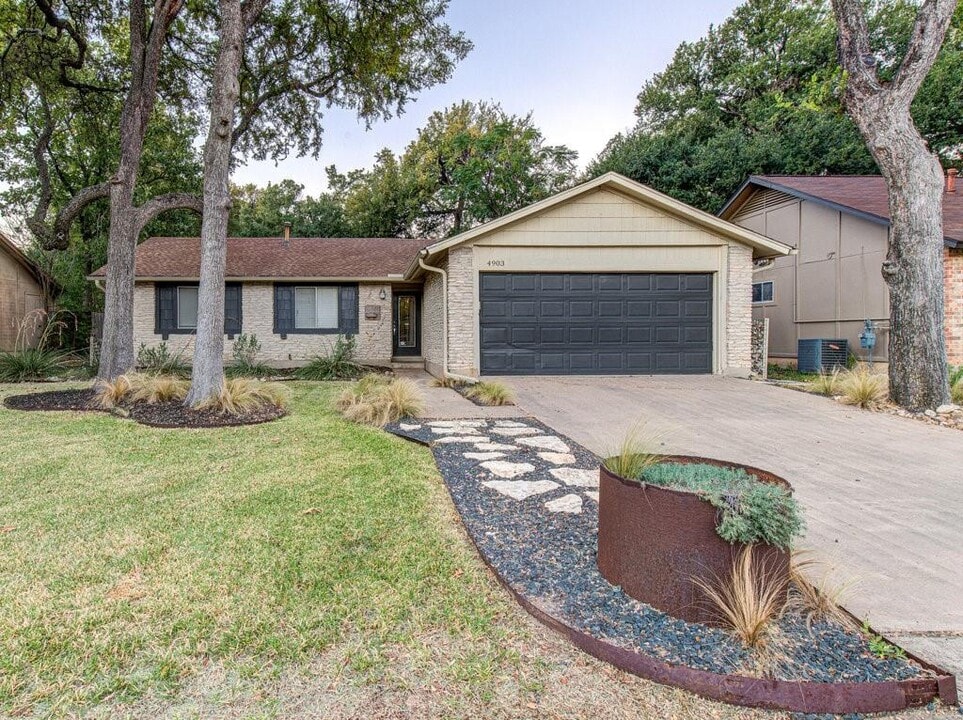 4903 Powder River Rd in Austin, TX - Building Photo