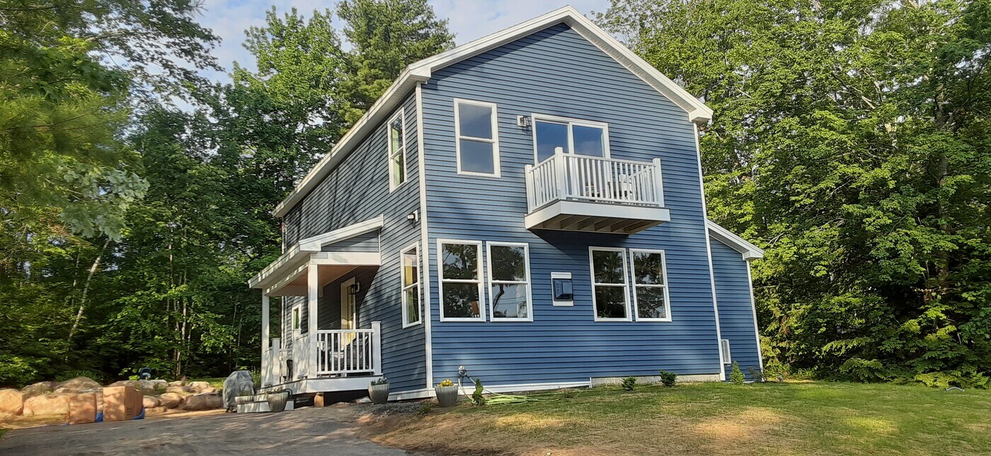 1520 Richville Rd in Standish, ME - Building Photo
