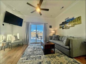 17 Manley Ln in Ennis, MT - Building Photo