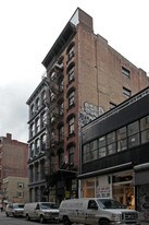 99 Spring St in New York, NY - Building Photo