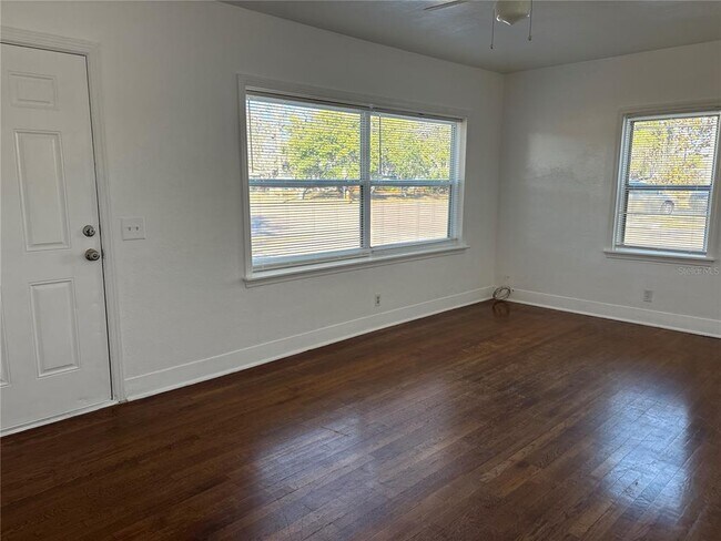 1437 Pine St in Clearwater, FL - Building Photo - Building Photo