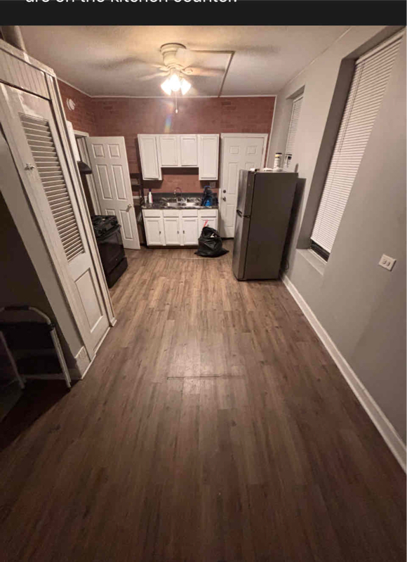 property at 1512 N Greenview Ave