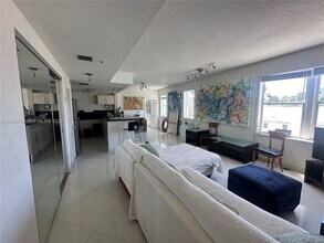 802 Euclid Ave in Miami Beach, FL - Building Photo - Building Photo
