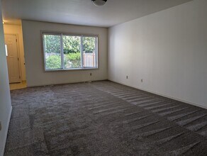 821 Lucas Dr-Unit -Unit A in Sedro Woolley, WA - Building Photo - Building Photo