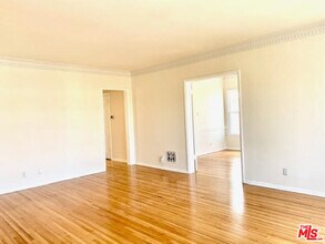 356 S La Jolla Ave in Los Angeles, CA - Building Photo - Building Photo