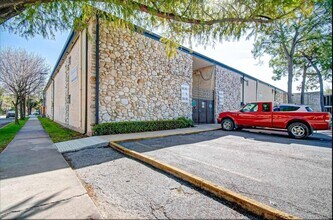 1903 Commonwealth St in Houston, TX - Foto de edificio - Building Photo