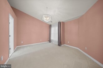 46188 Cecil Terrace in Sterling, VA - Building Photo - Building Photo