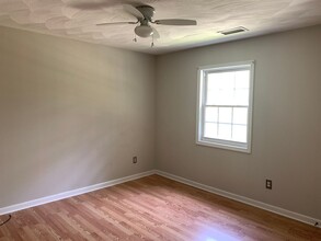 3409 Westbrook Cir in Lynchburg, VA - Building Photo - Building Photo