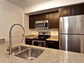 5909 Birchbrook Dr in Dallas, TX - Building Photo - Building Photo