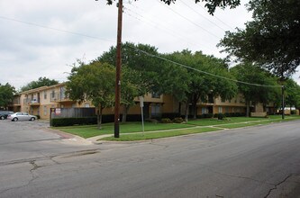 Saltillo in Dallas, TX - Building Photo - Building Photo