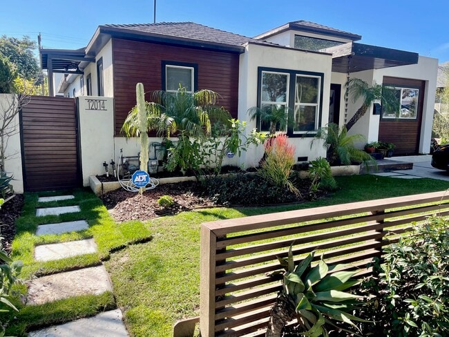 property at 12016 Clarkson Rd