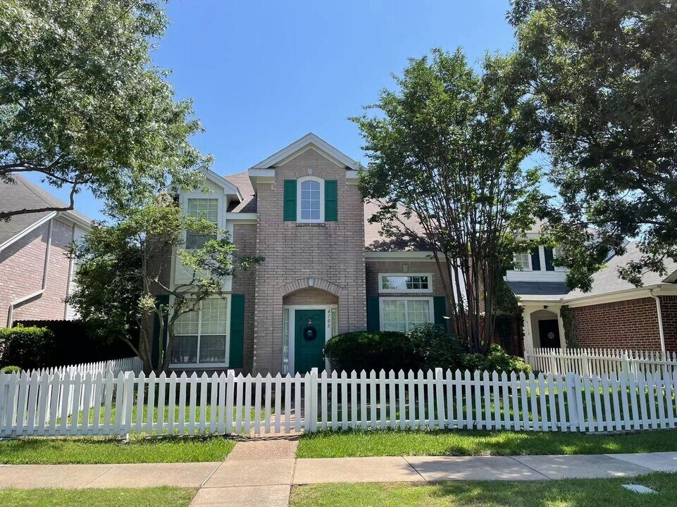 4108 Hedgerow Dr in Plano, TX - Foto de edificio