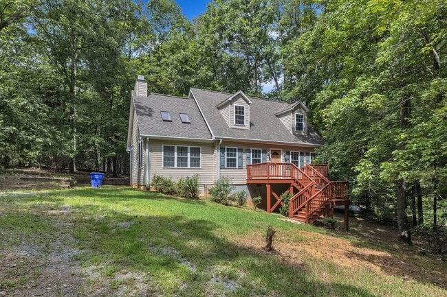 2104 Jo Mac Rd in Chapel Hill, NC - Building Photo - Building Photo