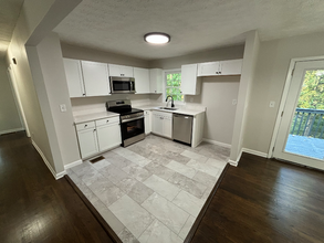 5222 Scofield Rd in College Park, GA - Building Photo - Building Photo