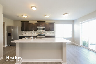 737 Prospector Dr in Greenfield, IN - Building Photo - Building Photo
