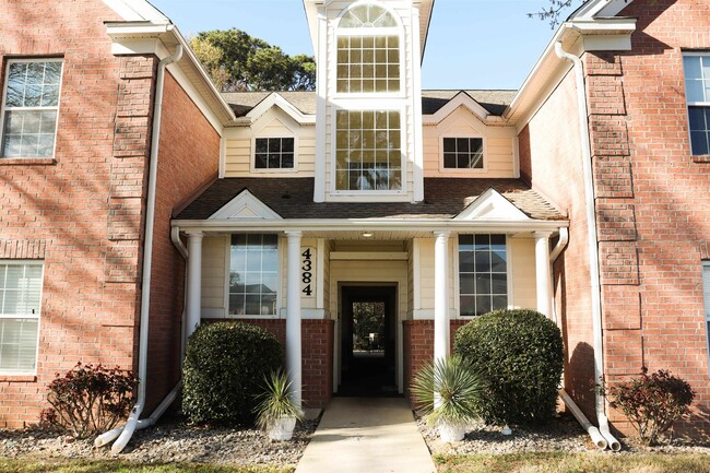 4384 Daphne Ln in Murrells Inlet, SC - Foto de edificio - Building Photo