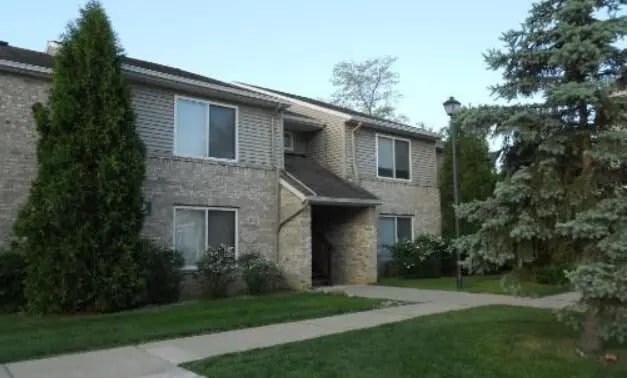 property at 100 E Cook Rd