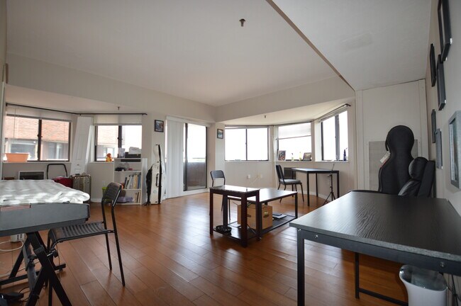 property at 147 Kelton St