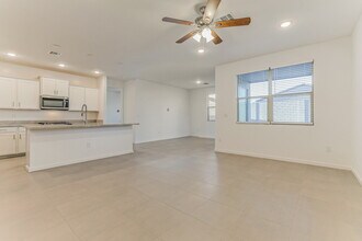 4599 W Hunter Trl in San Tan Valley, AZ - Building Photo - Building Photo