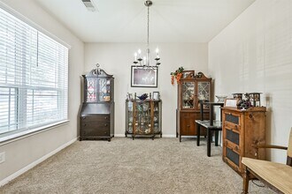 2411 Lakecrest Town Dr in Katy, TX - Building Photo - Building Photo